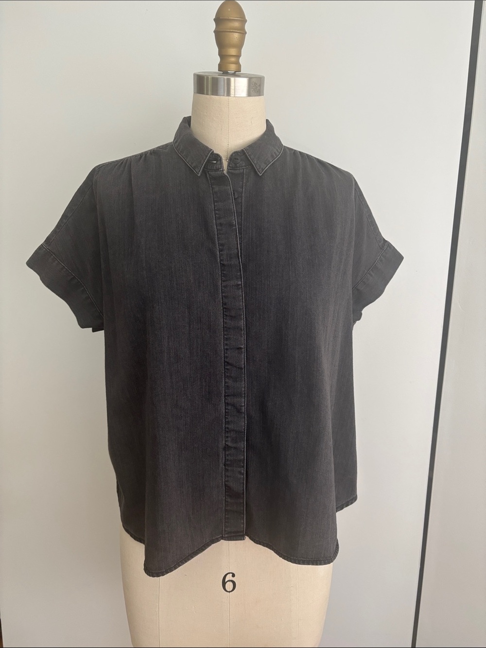 Madewell Denim Washed Black Short-Sleeve Button-Front Shirt